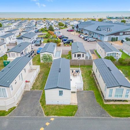 Escape To Paradise At Pevensey Bay Holiday Park 13 Woodland Walk Villa Exterior foto